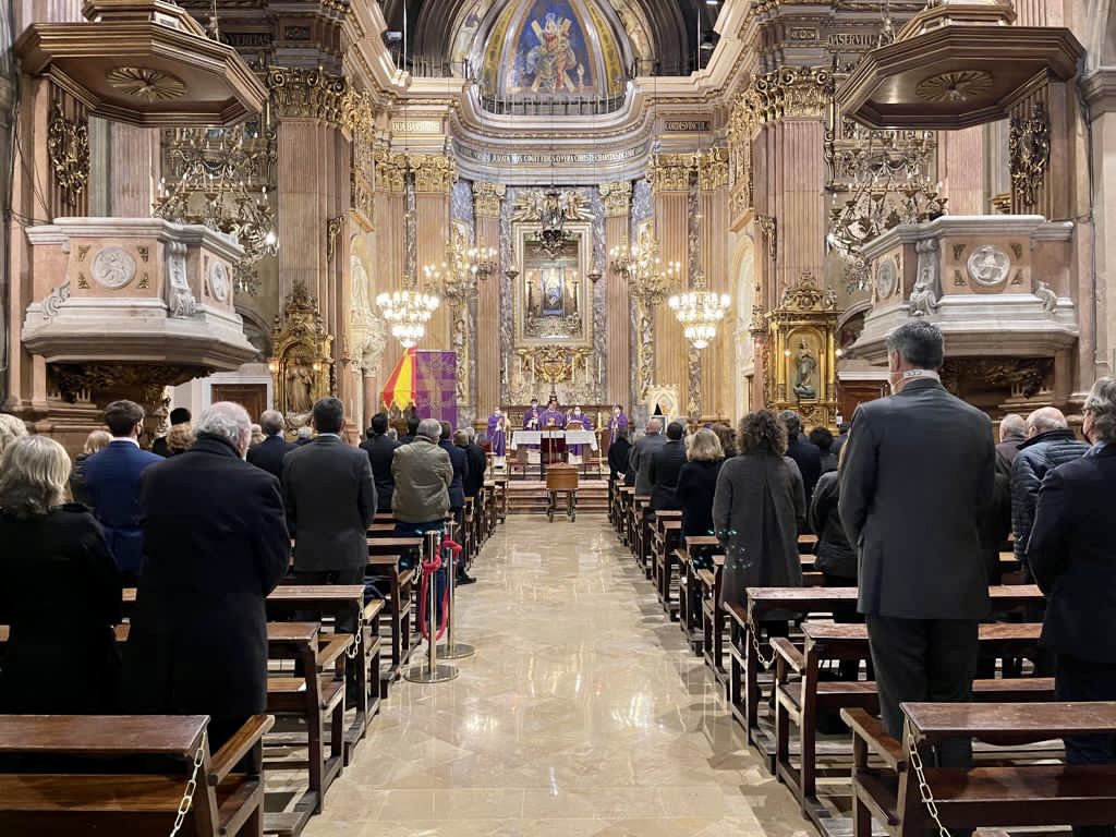 Exequias y misas de difuntos | Basílica de la merced